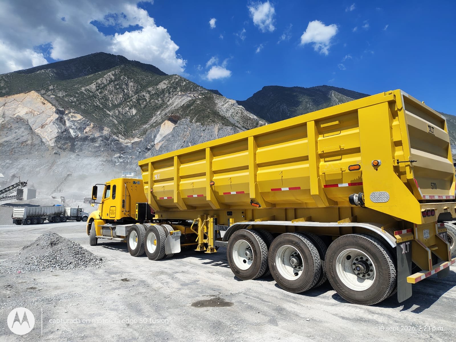 Iron Lite END DUMP — UNIDAD 570